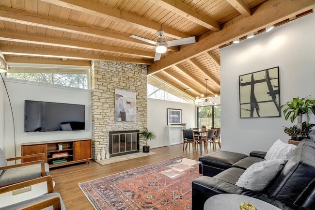 property at 1813 Dexter St