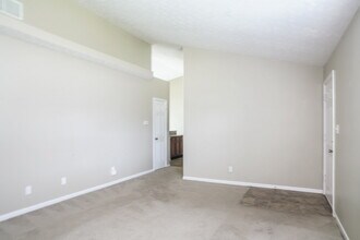 3903 Bonn Dr in Indianapolis, IN - Building Photo - Building Photo