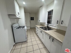 6207 Crenshaw Blvd in Los Angeles, CA - Building Photo - Building Photo