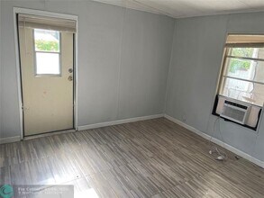 5020 SW 30th Ave in Fort Lauderdale, FL - Building Photo - Building Photo