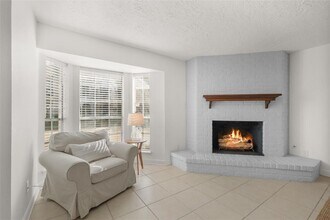 3371 Continental Dr in Missouri City, TX - Building Photo - Building Photo