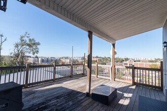 810 St Michael St in Tallahassee, FL - Foto de edificio - Building Photo