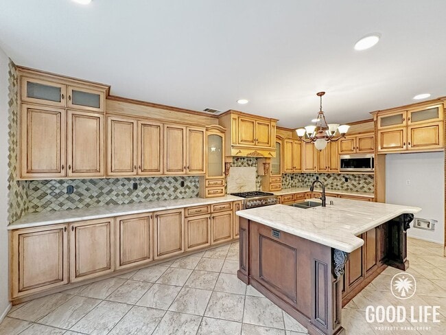 29 Meadow Glen in Irvine, CA - Building Photo - Building Photo