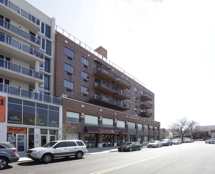 2615-2617 E 17th St in Brooklyn, NY - Building Photo