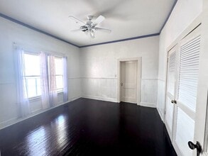 1805 Washington St in Laredo, TX - Building Photo - Building Photo