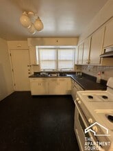 7528 N Claremont Ave in Chicago, IL - Building Photo - Building Photo