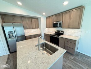 4706 W Oak Ave in Yakima, WA - Building Photo - Building Photo