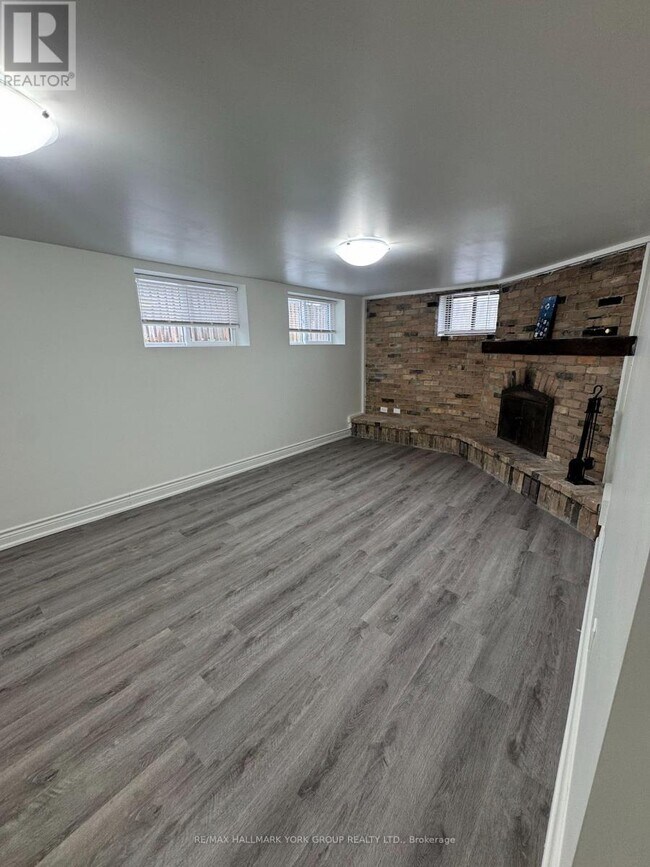 856 Krosno Blvd in Pickering, ON - Building Photo - Building Photo