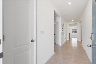 1433 Princess Tree Ct in Haines City, FL - Foto de edificio - Building Photo