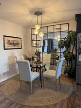 906 Thornwood Dr in St. Charles, IL - Building Photo - Building Photo