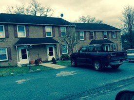 124 Mountain Ave Apartments