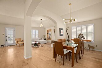 38 White Magnolia Cir in Lakeway, TX - Building Photo - Building Photo