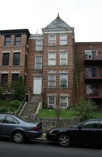1682 Irving St NW in Washington, DC - Building Photo - Building Photo