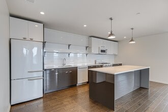 115 Lake St in Libertyville, IL - Building Photo - Building Photo