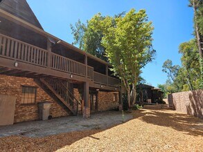 150 Arroyo Way in San Jose, CA - Building Photo - Building Photo
