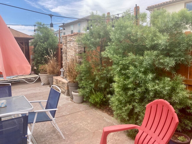 3213 Showcase Way in Modesto, CA - Foto de edificio - Building Photo