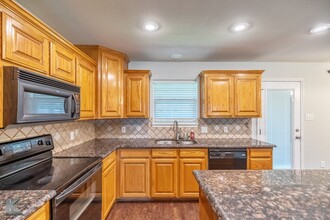 2109 Old Ironsides Rd in Abilene, TX - Building Photo - Building Photo