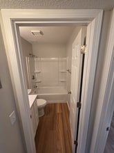 1349 Main St in Pella, IA - Foto de edificio - Building Photo