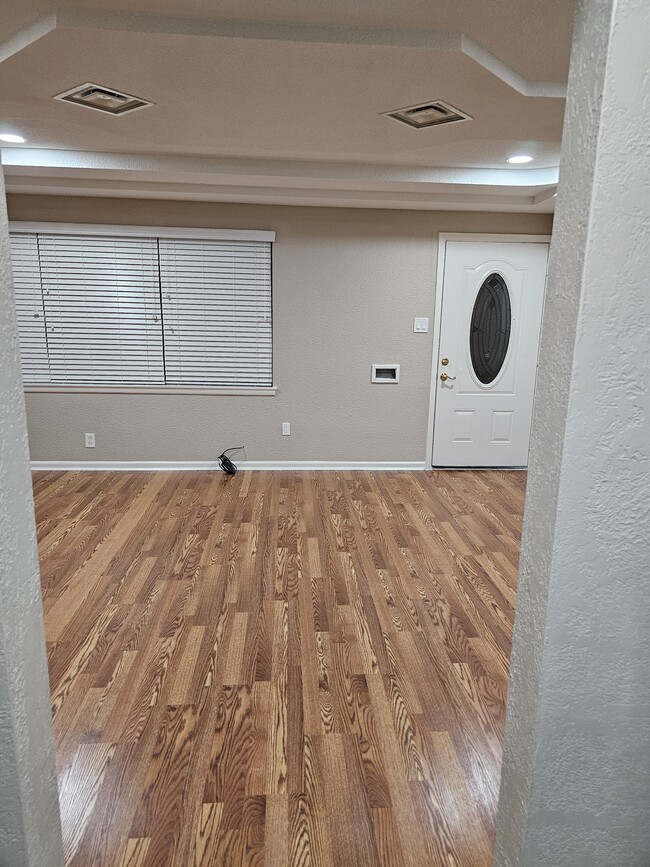 property at 526 Heidrich St