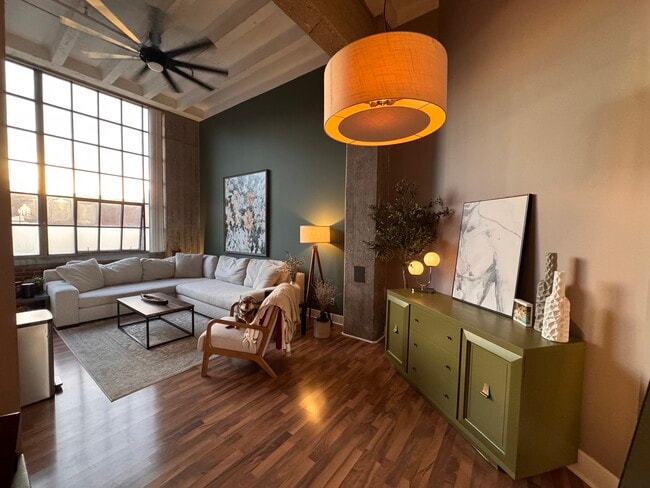 property at 611 N Park Ave