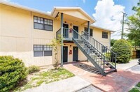 324 Oak Rose Ln in Tampa, FL - Building Photo - Building Photo