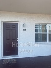 9101 W Hillsborough Ave in Tampa, FL - Building Photo - Building Photo