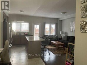 4046 Maitland St in Lincoln, ON - Building Photo - Building Photo