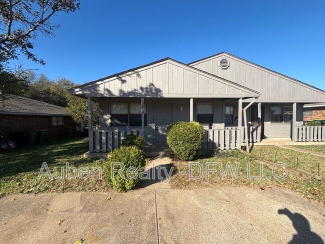 property at 1106 Suburban Dr