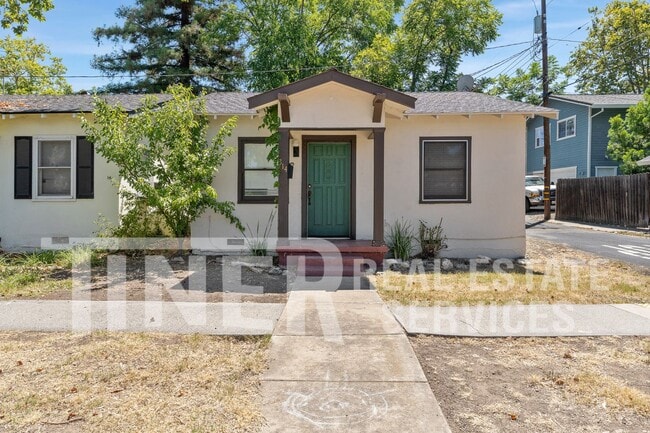 property at 314 Los Vegas Ave