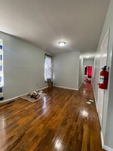 290 Forrest St, Unit 1R in Jersey City, NJ - Building Photo - Building Photo