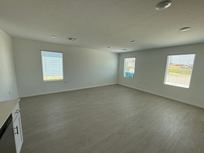 5931 Remember Way in Von Ormy, TX - Building Photo - Building Photo
