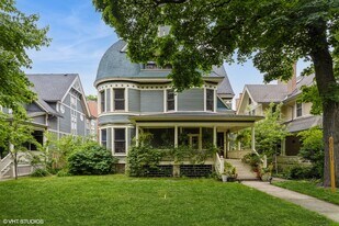1232 Hinman Ave in Evanston, IL - Building Photo