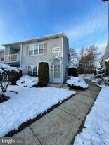 5207A Adelaide Dr, Unit 2609 in Mount Laurel, NJ - Building Photo