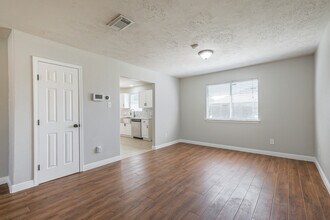12402 Greenmesa Dr in Houston, TX - Building Photo - Building Photo