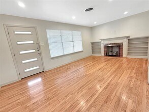 2509 Givens Ave in Austin, TX - Building Photo - Building Photo