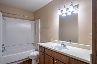 Great Oaks Apartments in Lufkin, TX - Foto de edificio - Interior Photo