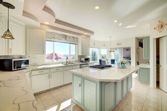 1539 13th Court Fi in Fox Island, WA - Building Photo - Building Photo