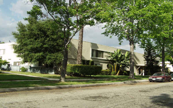 El Dorado Apartments in Upland, CA - Building Photo - Building Photo