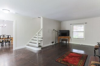 204 W 68th Terrace in Kansas City, MO - Building Photo - Building Photo