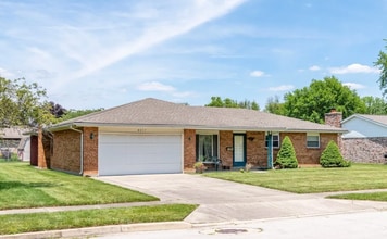4017 Caprice Rd in Englewood, OH - Building Photo - Building Photo