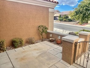10305 Sea Palms Ave in Las Vegas, NV - Building Photo - Building Photo
