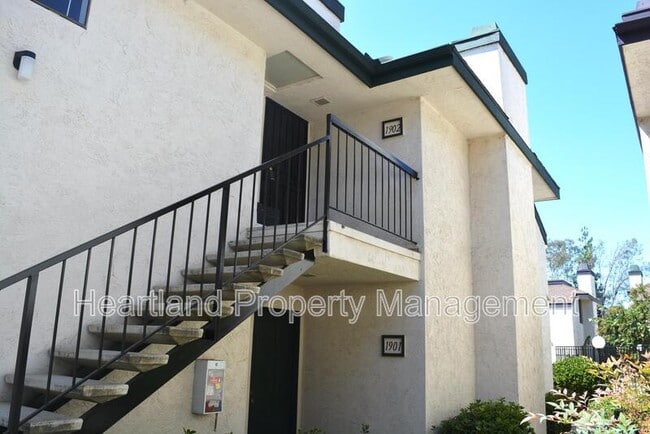 450 W Vermont Ave in Escondido, CA - Building Photo - Building Photo