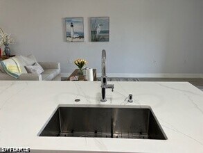 1305 Sweetwater Cove in Naples, FL - Building Photo - Building Photo