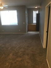 1864 Opaline Pl in Chula Vista, CA - Building Photo - Building Photo