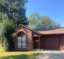 209 Woodbine Dr in Paducah, KY - Building Photo