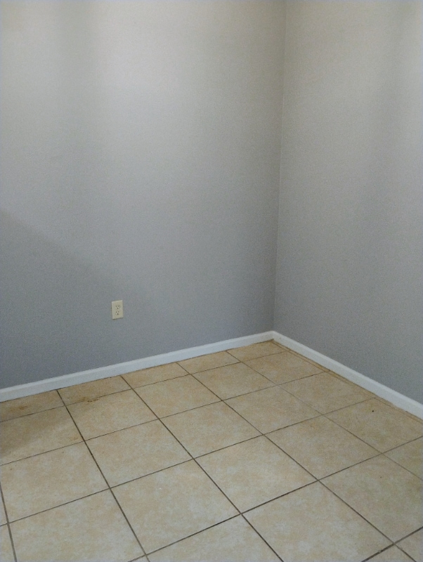 1045 Manson Dr in Baton Rouge, LA - Foto de edificio - Building Photo