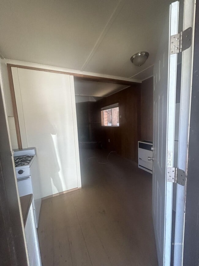 25055 Marion Ridge Dr in Idyllwild, CA - Building Photo - Building Photo