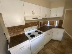 2440 Price St in Montgomery, AL - Building Photo - Building Photo