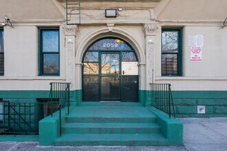 47 E 130th St in New York, NY - Building Photo - Building Photo