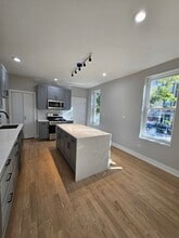 901 N Francisco Ave in Chicago, IL - Building Photo - Building Photo